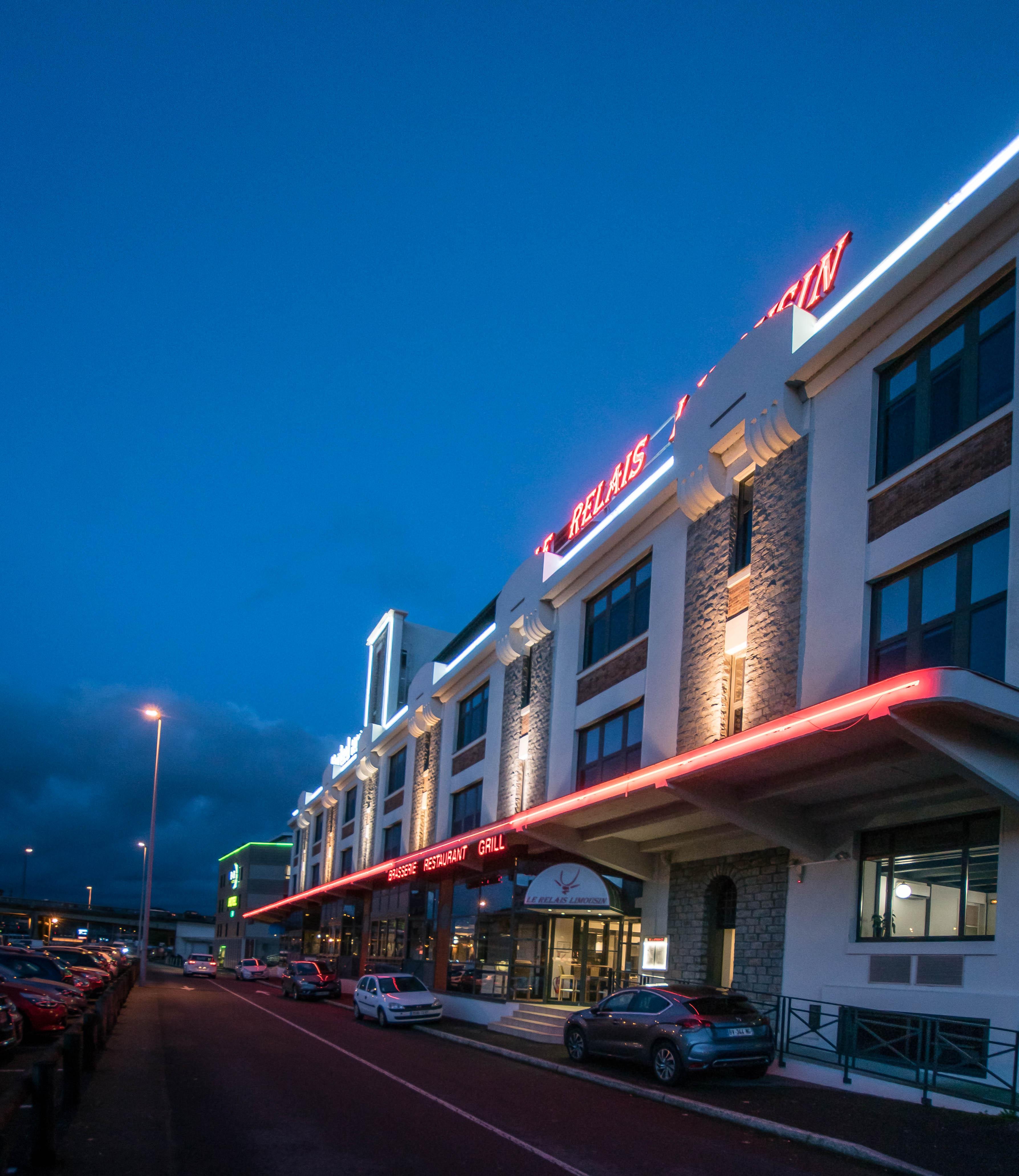 Kyriad Limoges Centre Gare - Atrium Екстер'єр фото